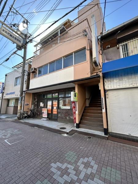 プレザント総持寺1階部分