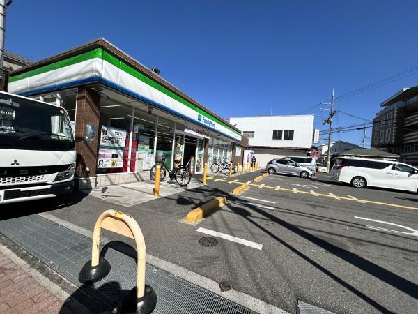 プレザント総持寺1階部分