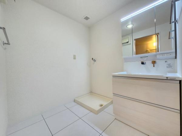 イル ポジターノ(洗面台・洗面所)