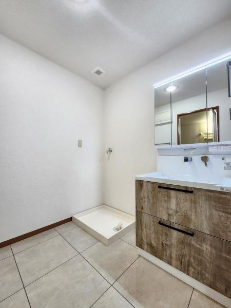 イル ポジターノ(洗面台・洗面所)