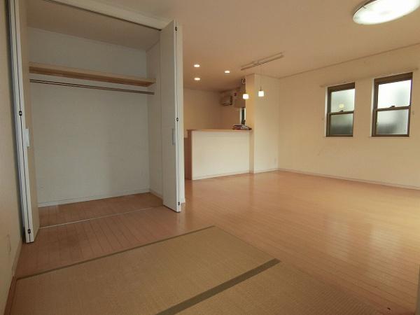 安城市新明町の貸家