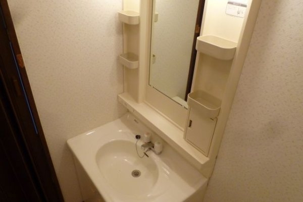 アベリア壱番館