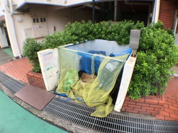 メゾンスリーエイト園田