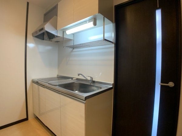 尼崎市南塚口町３丁目のハイツ