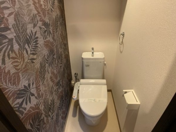 尼崎市南塚口町３丁目のハイツ