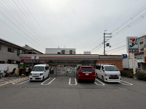 楢の木武庫之荘(セブンイレブン尼崎武庫之荘5丁目店)