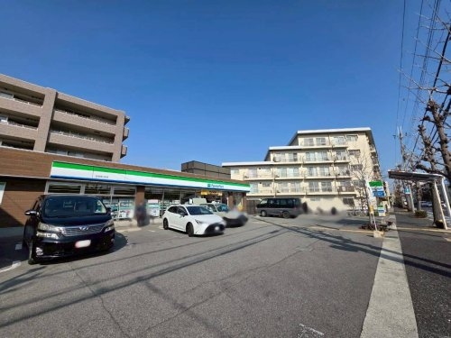 ロイヤルメゾン塚口10(ファミリーマート尼崎塚口町店)