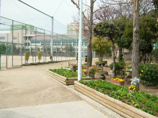 キューブ東武庫之荘(高田公園)