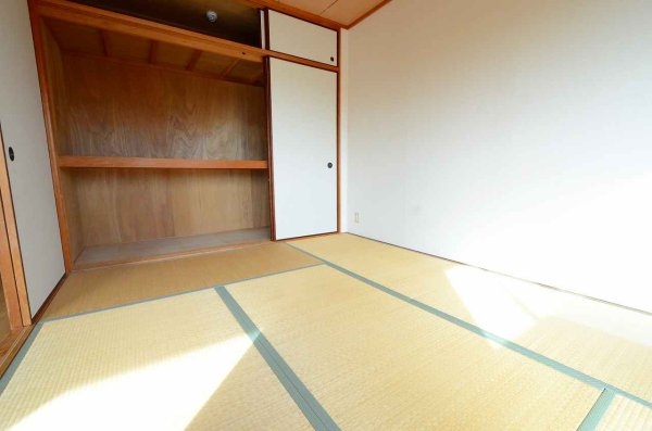 メゾン南塚口