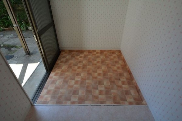 道意町センタープール前貸家