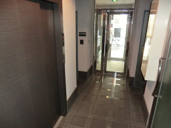 尼崎市東塚口町１丁目のマンション