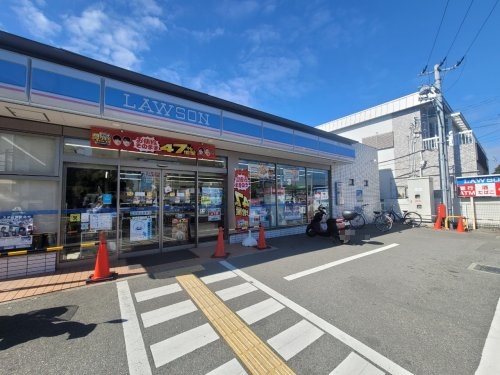 ウイズ園田(ローソン尼崎東園田四丁目北店)