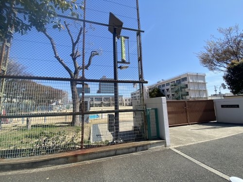 向マンション(尼崎市立　金楽寺小学校)
