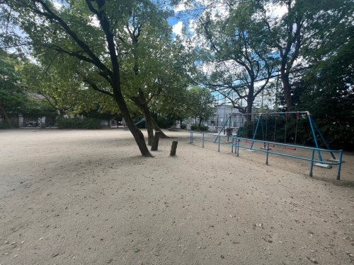 BRONTE　NISHI　NANIWA(北難波公園)