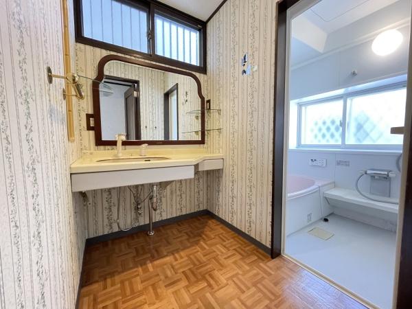 山手豆口台戸建(洗面台・洗面所)