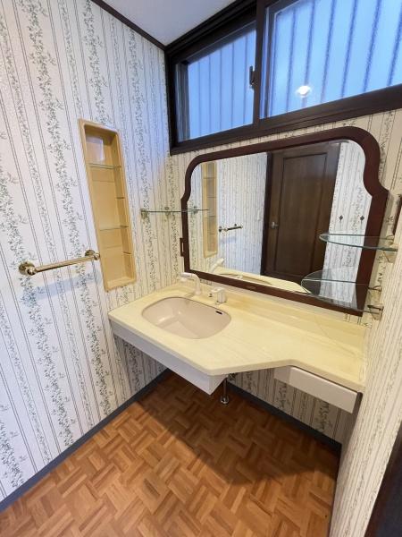 山手豆口台戸建(洗面台・洗面所)