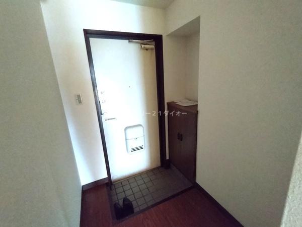 コーポラスソネット(玄関)