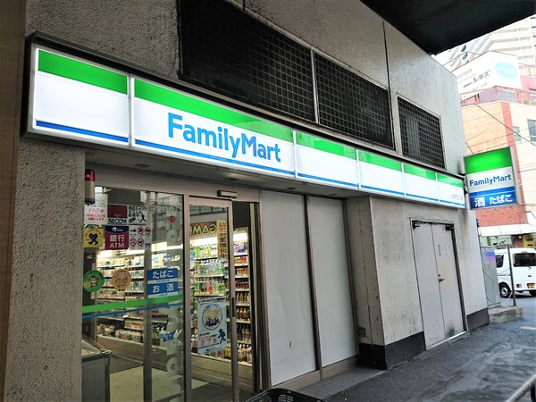 南小岩ハイデンス(ファミリーマート小岩駅西口店)