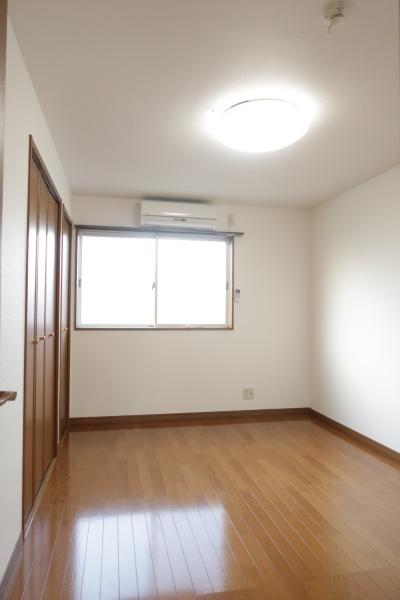 江戸川区南篠崎町２丁目のアパート