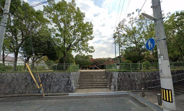 八多町柳谷　貸土地　資材置場(走り折公園)