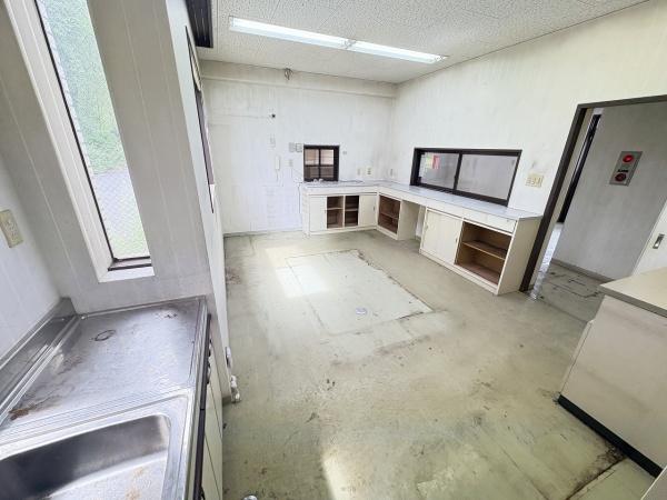 神戸市北区山田町下谷上字池ノ内の店舗・事務所