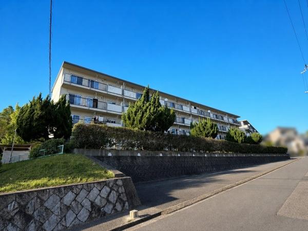 鈴蘭台第6住宅2号棟