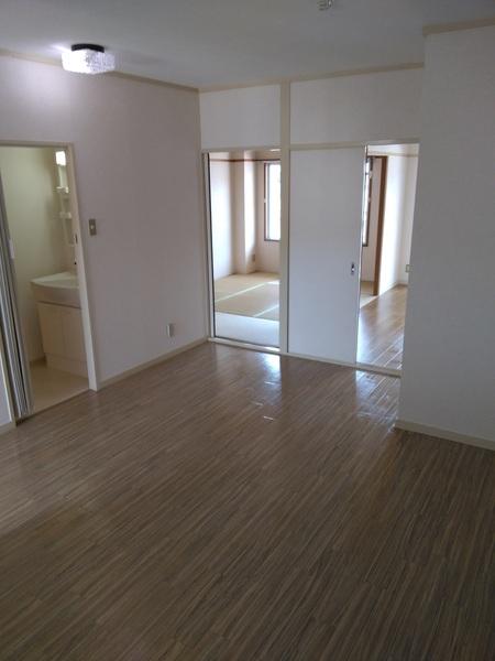 生駒市東松ケ丘のマンション