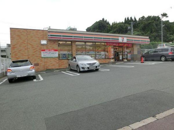 田中ビル(セブンイレブン生駒元町1丁目店)