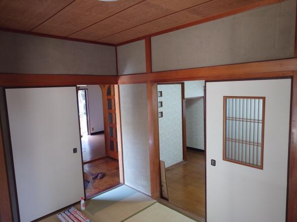 生駒市北新町　貸家