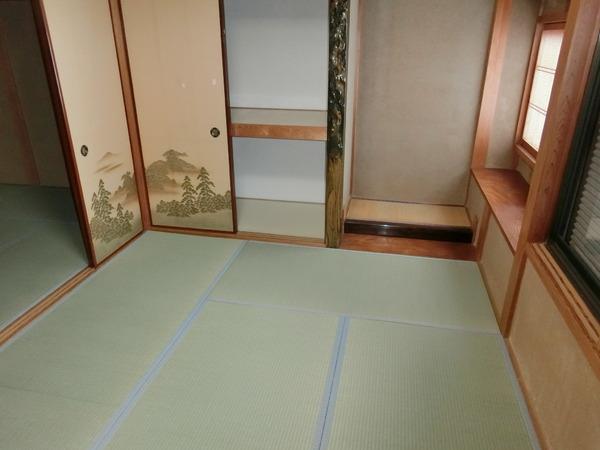 生駒市北新町　貸家