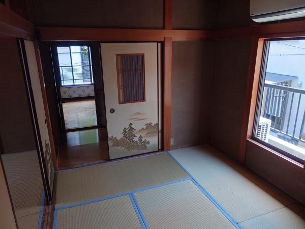 生駒市北新町　貸家