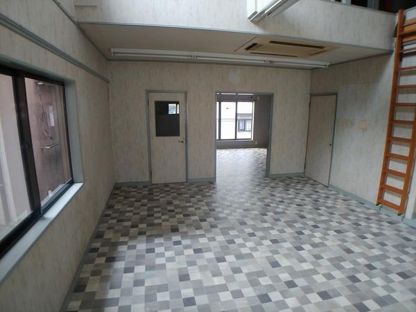 新生駒台　店舗・事務所