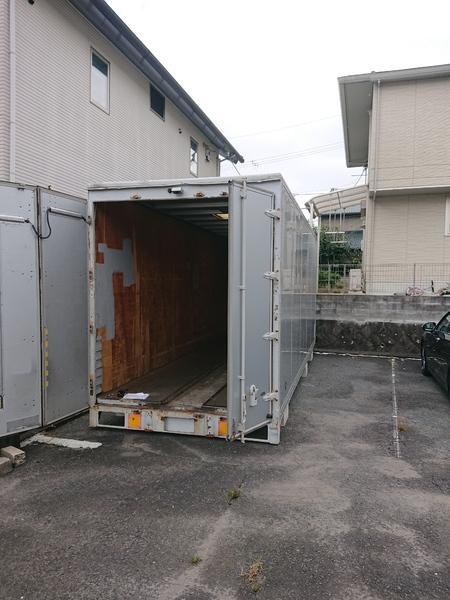 フォレスタ　コンテナ倉庫