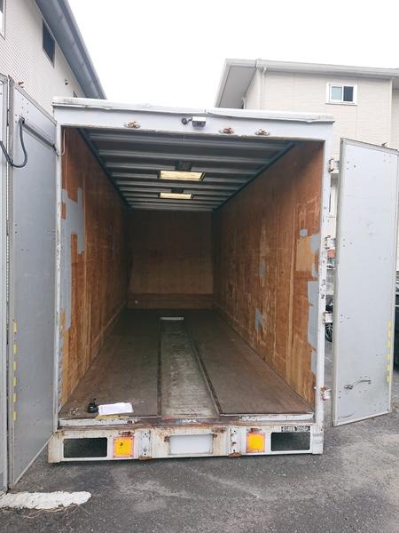 フォレスタ　コンテナ倉庫