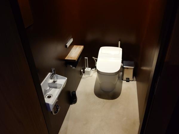 山田ビル　１階