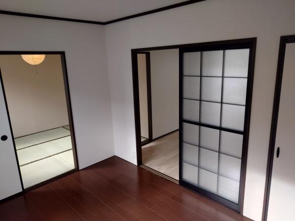生駒市東松ケ丘のアパート
