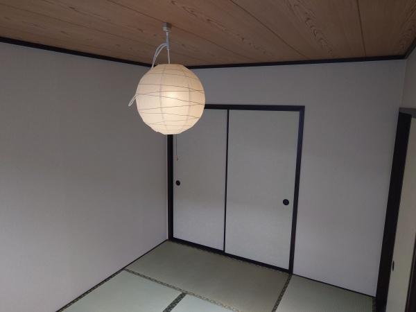 生駒市東松ケ丘のアパート