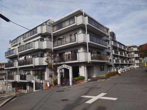 生駒市辻町のマンション