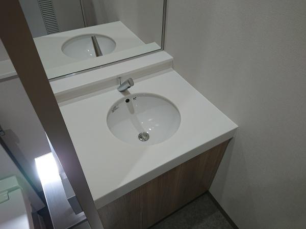 山田ビル　４階