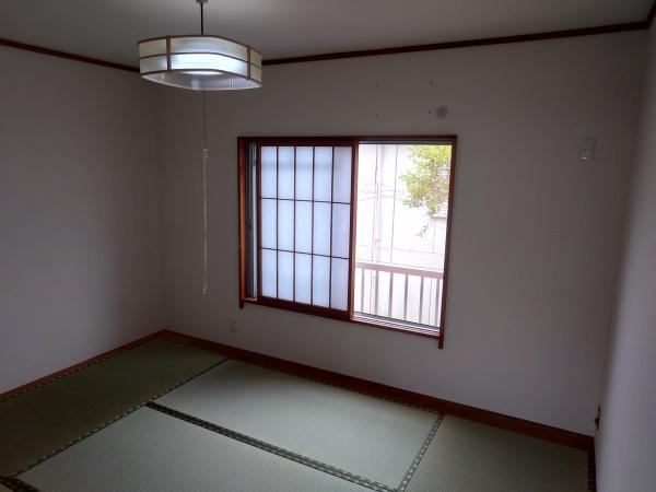 生駒市西旭ケ丘のテラスハウス