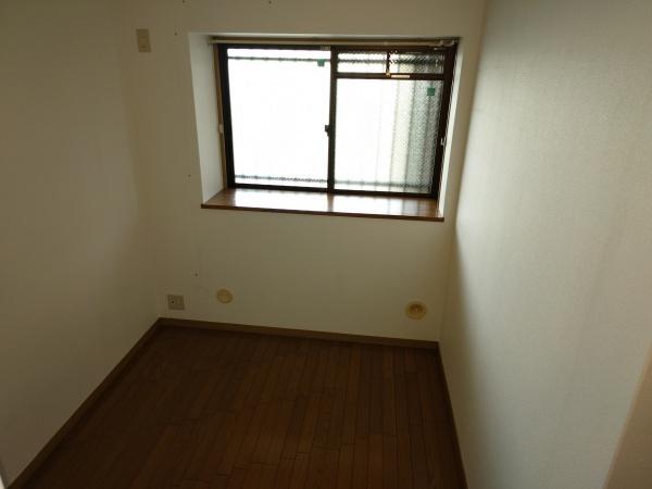 奈良市富雄北１丁目のマンション