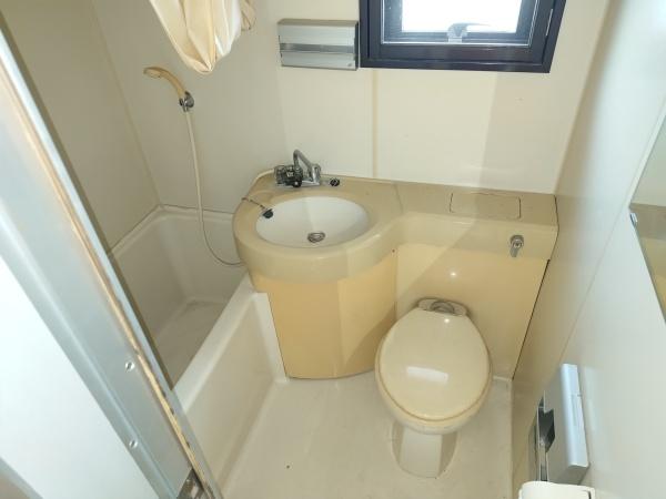 生駒市東生駒２丁目の店舗（建物一部）