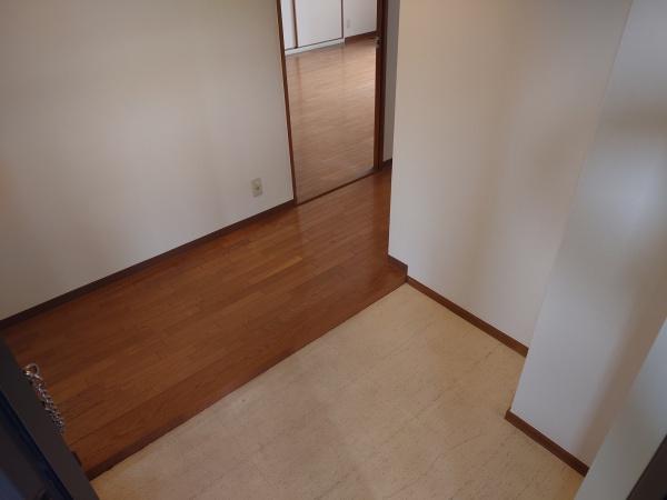 生駒市萩の台１丁目のマンション