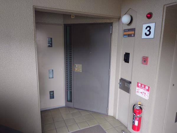 生駒市萩の台１丁目のマンション