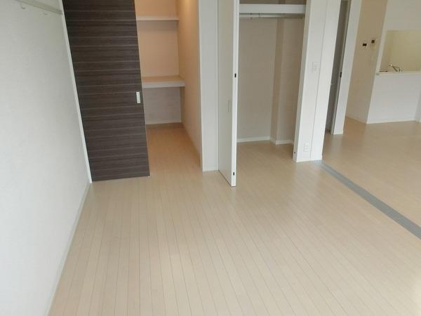 生駒市壱分町のハイツ