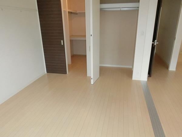 生駒市壱分町のハイツ