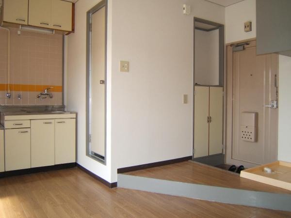 生駒市中菜畑２丁目のマンション