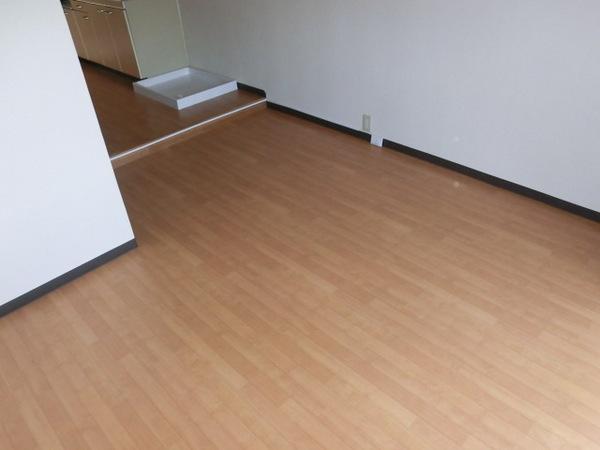 生駒市中菜畑２丁目のマンション