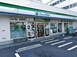 リレント赤羽(ファミリーマート環八北赤羽店)