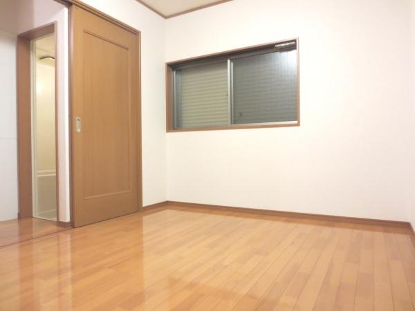 コーポ英２